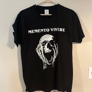 Vantage streetwear memento vivere shirt